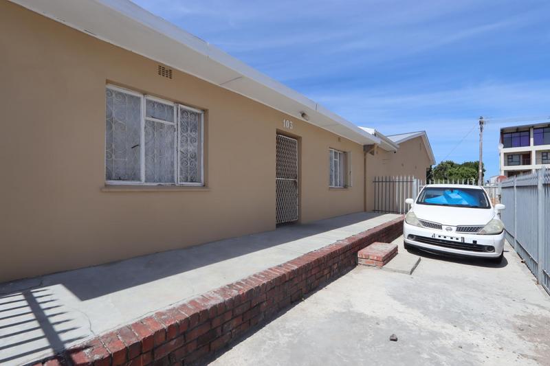 To Let 2 Bedroom Property for Rent in Gatesville Western Cape